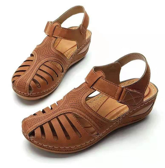 2023 summer new foreign trade sandals women's retro women's sandals car line hole shoes cross-border large size round toe wedge comfortable